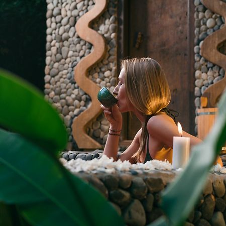 Bali Dacha Hotel Убуд Екстериор снимка